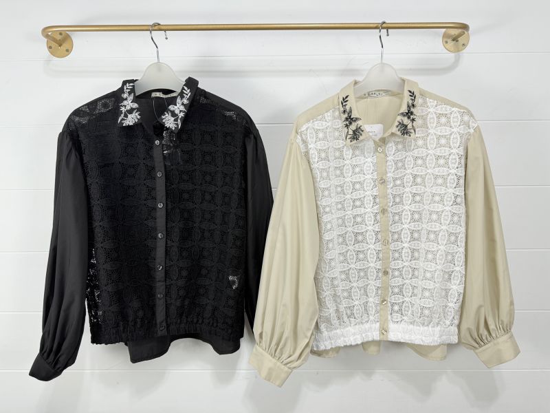 花朵刺繡簍空襯衫 