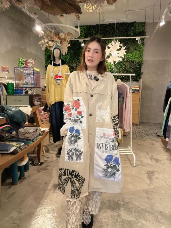 針刺毛圈鬱金香造型褲 