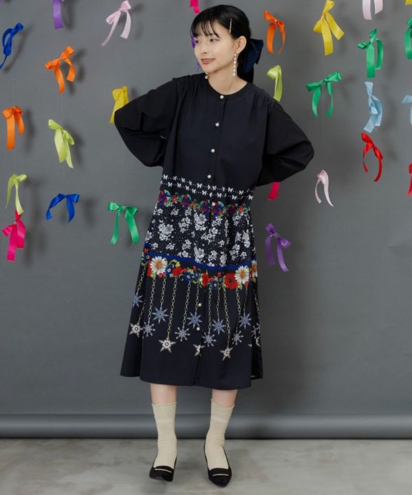 星星墜鍊長版洋裝 