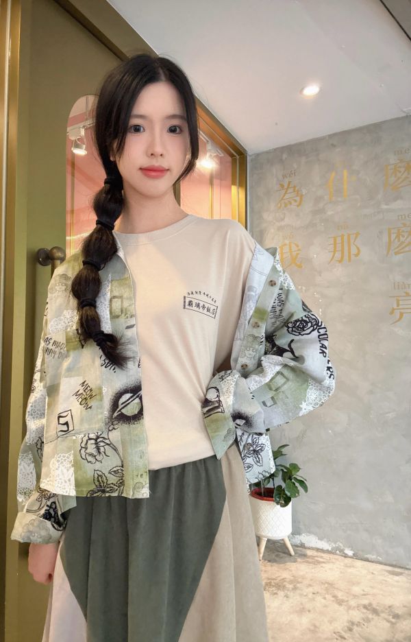 三色抽繩造型裙 