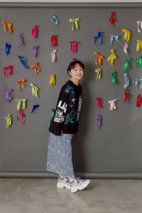 滿版娃頭都是直筒裙 