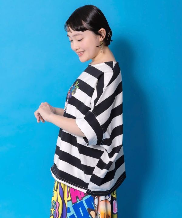 貓咪眼鏡橫條紋上衣 