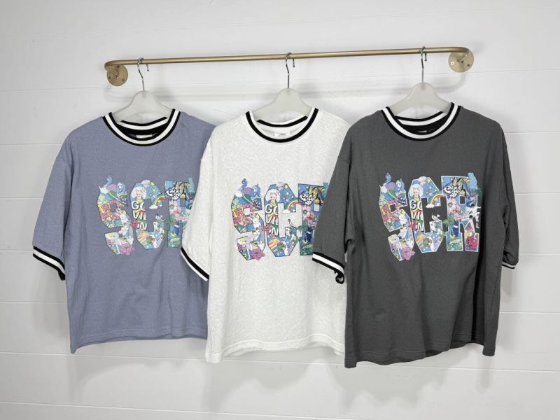 蕾絲布-宇宙塗鴉SCR五分袖上衣 