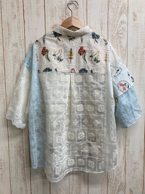 花草蕾絲拼接襯衫 