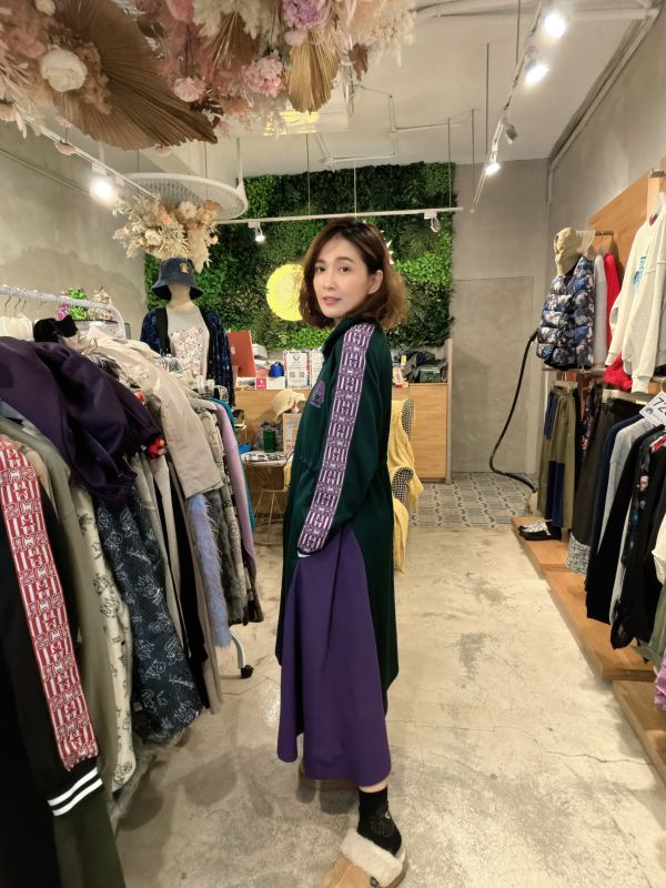 拼接立領拉鏈洋裝 