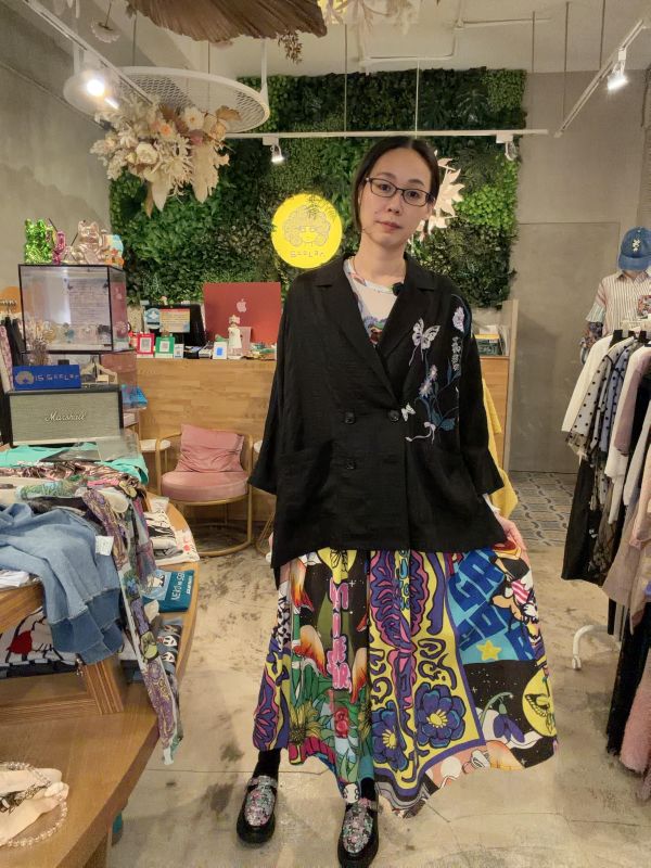 美式塗鴉口袋裙 