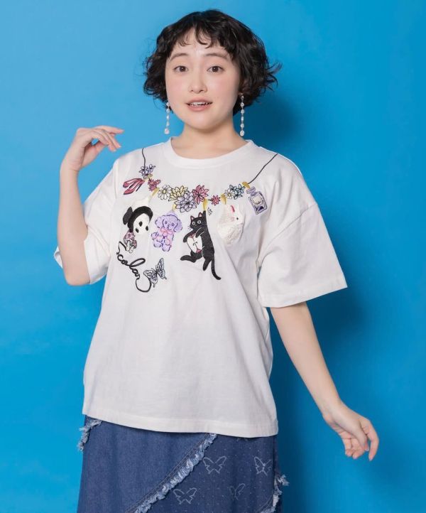 花朵曬衣架造型上衣 