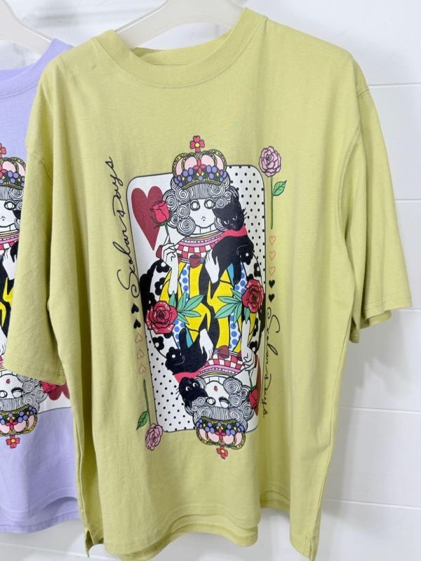 娃娃頭貓咪皇撲克牌上衣 