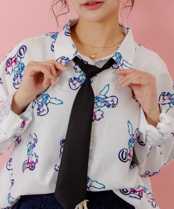 附領帶-帕丘薩塗鴉襯衫 