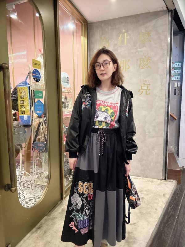 經典娃娃頭刺繡皮革外套 