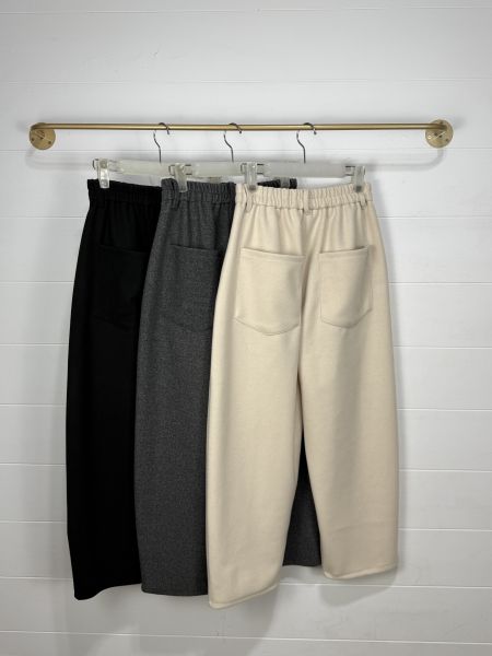 塗鴉刺繡老爺褲 