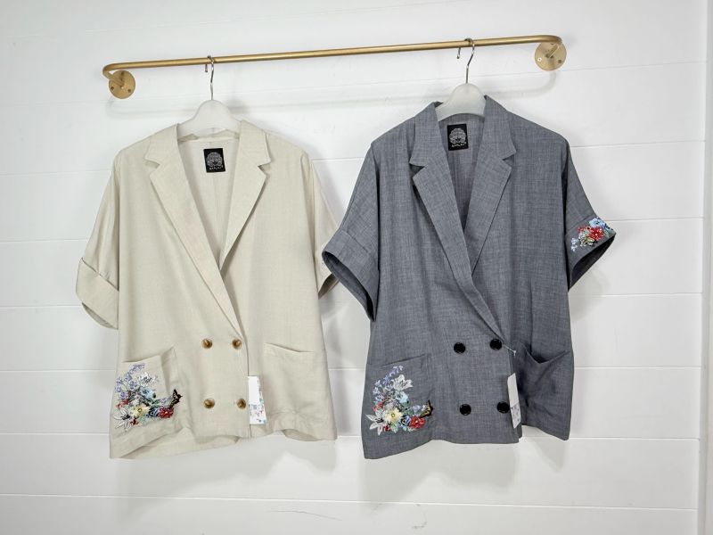 刺繡短袖西裝外套 