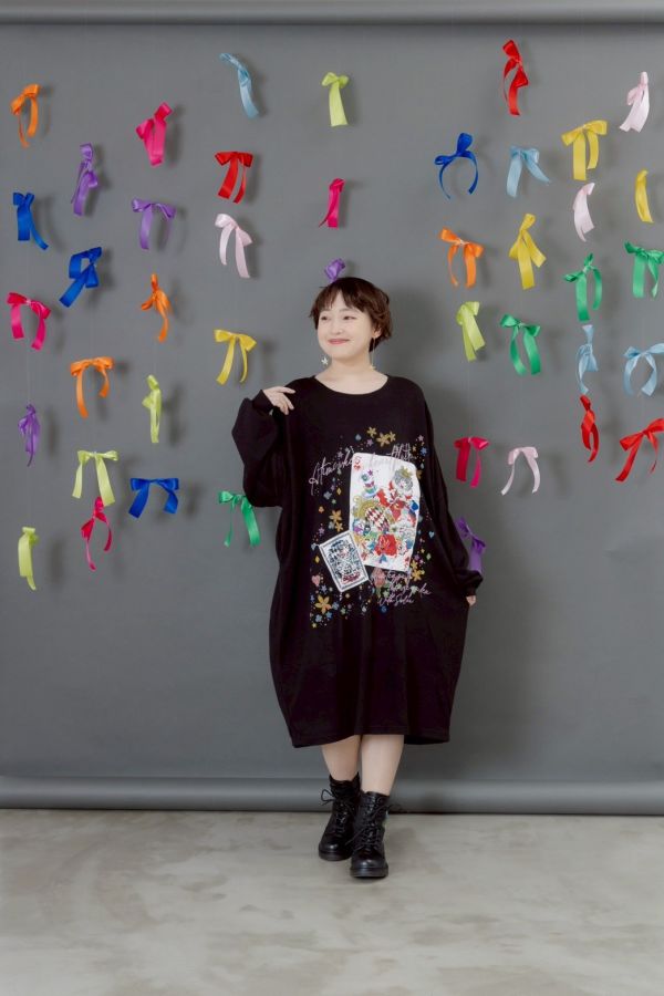 撲克牌貓咪長版上衣 