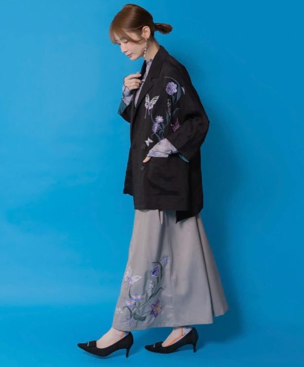 花朵撞色刺繡西裝外套 