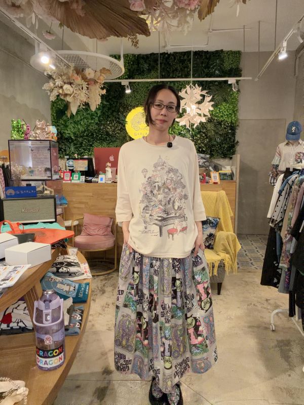 美式塗鴉口袋裙 