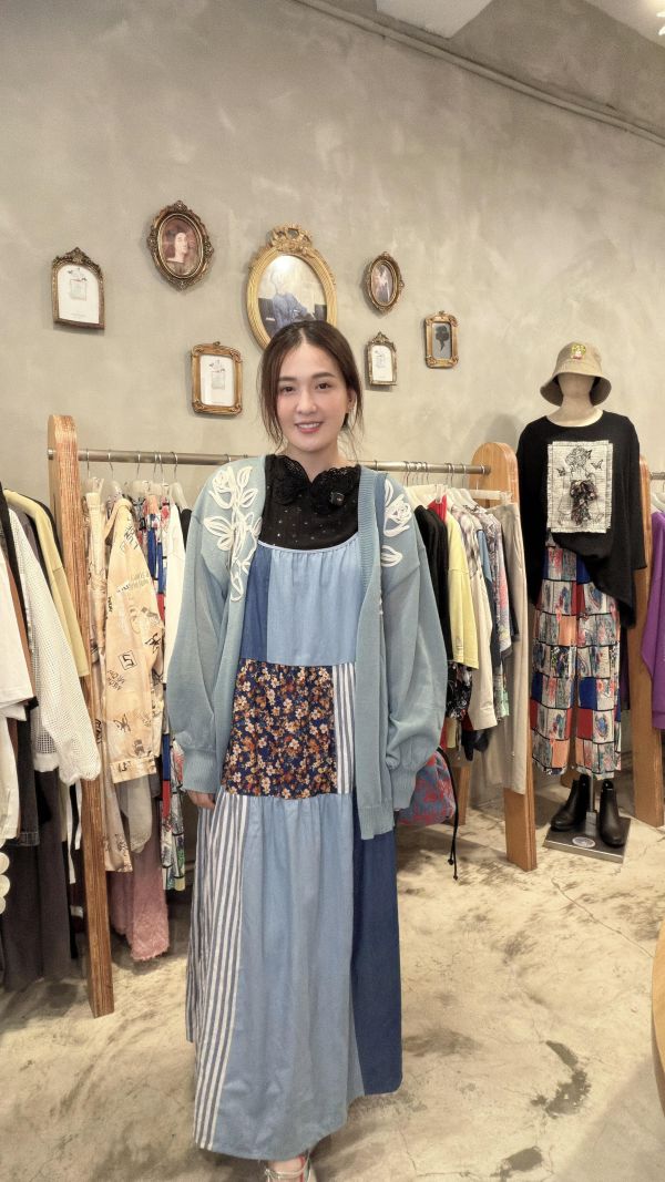 碎花條紋拼接細肩帶洋裝 