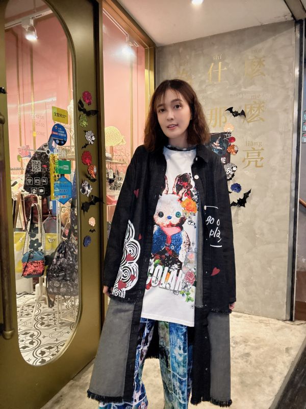 假兩件拼袖兔兔上衣 