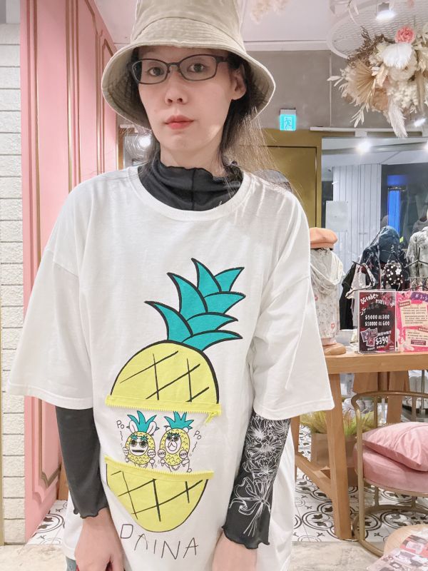 拉鍊設計-鳳梨搖滾上衣 