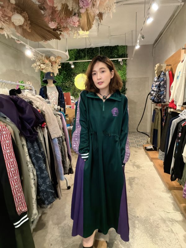 拼接立領拉鏈洋裝 