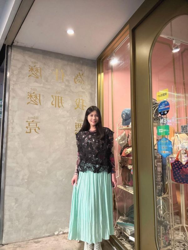 擺折飄逸皺皺裙 