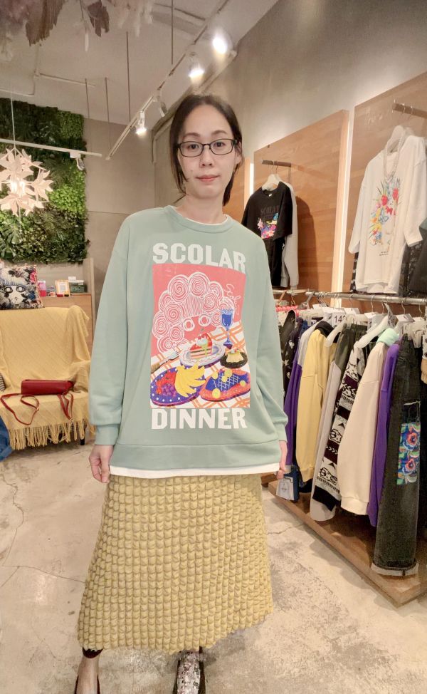 娃頭甜點誘惑假兩件上衣 