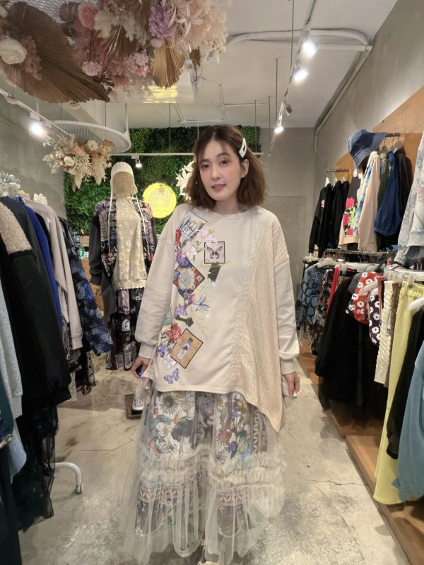 麻花針織抽繩造型上衣 