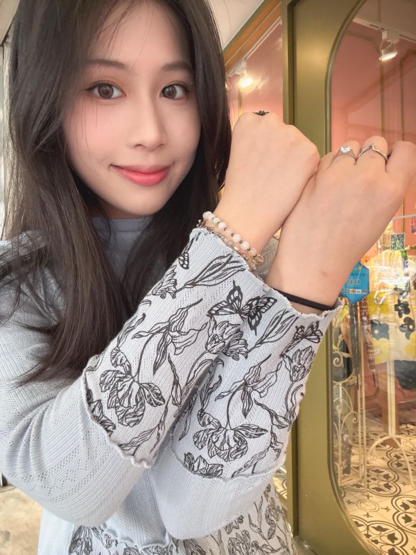 刺針毛圈鬱金香朵朵內搭衣 