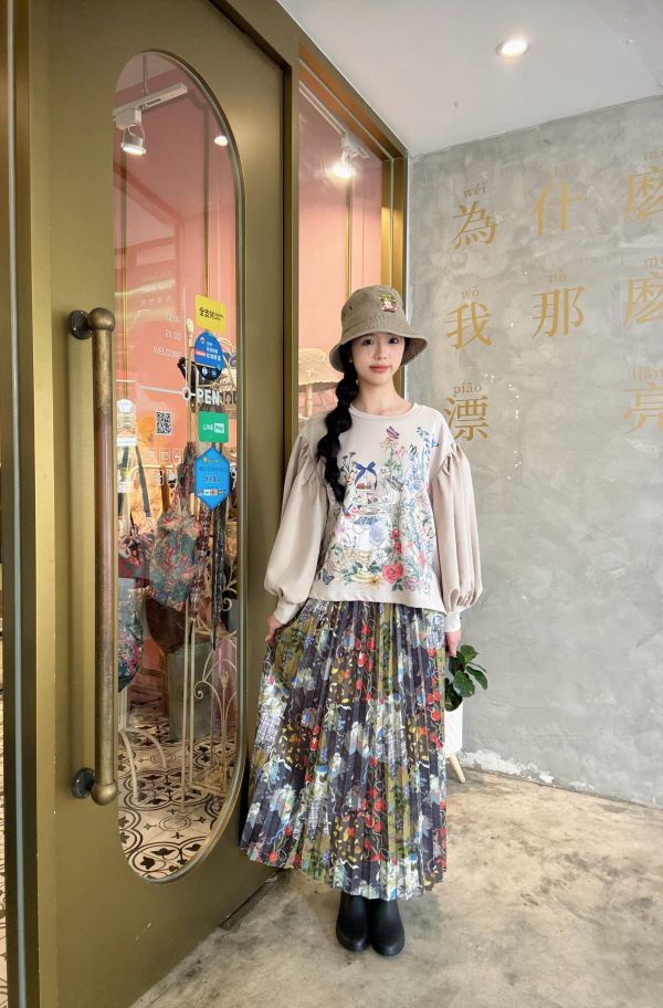 聚寶盆塗鴉百褶裙 