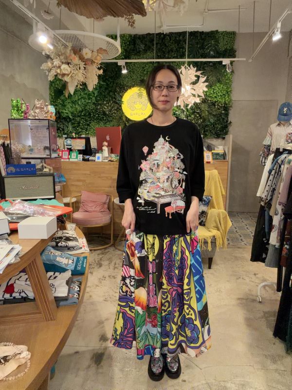 美式塗鴉口袋裙 