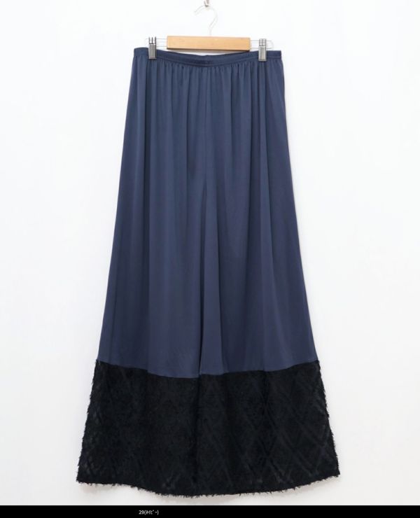羽毛蕾絲內搭寬褲 