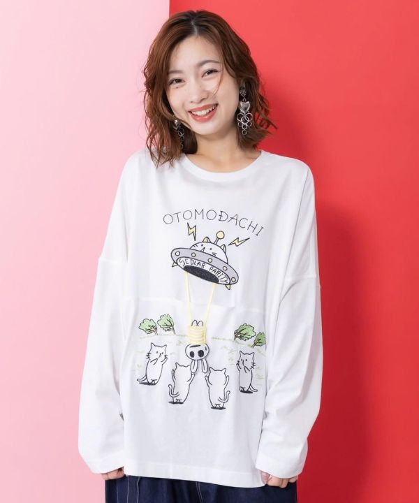 綁架兔兔的貓星人造型上衣 