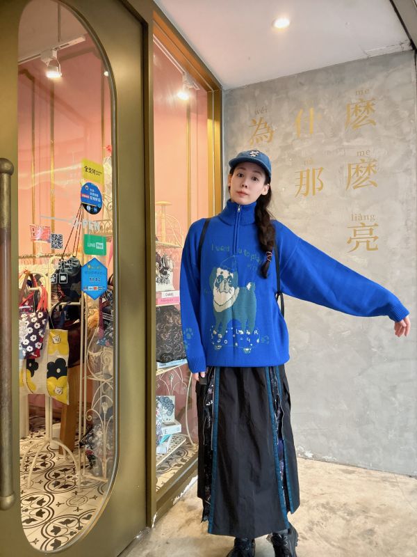 快陪我玩~巴戈滑板針織上衣 