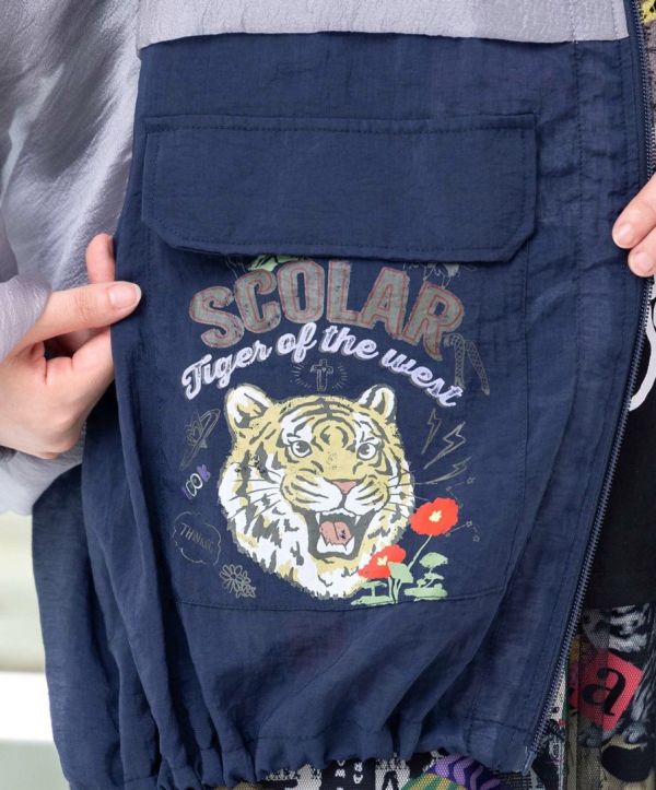 老虎刺繡拼接上衣 