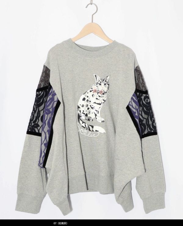 蕾絲帽貓拼接造型上衣 