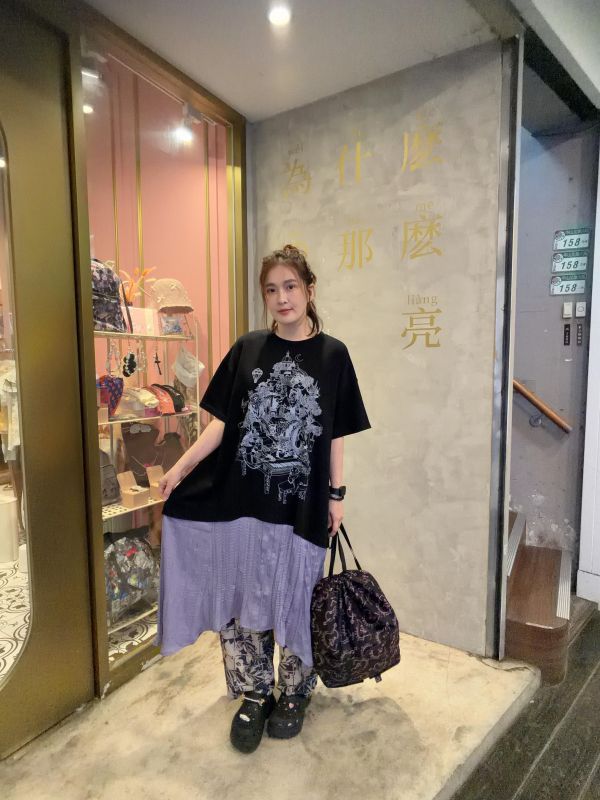 金箔貓咪鋼琴造型拼接洋裝 