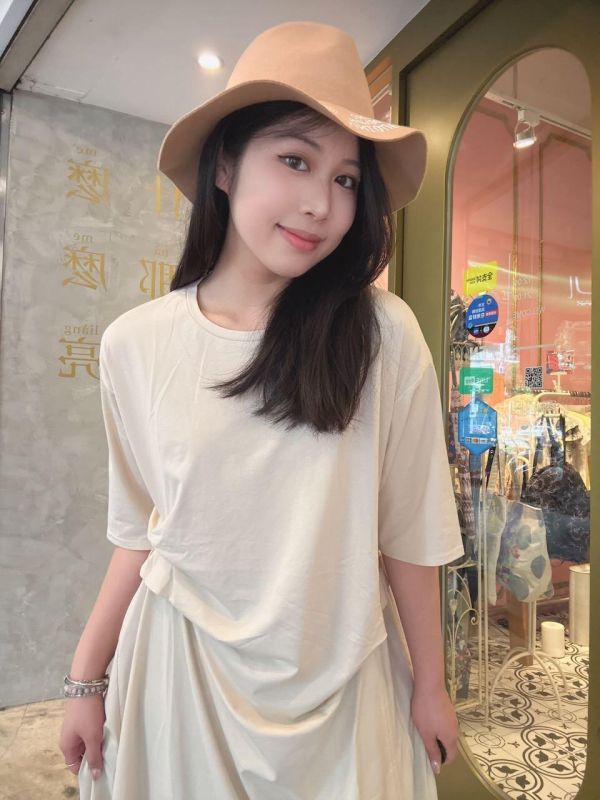 is scolar抓折造型洋裝 