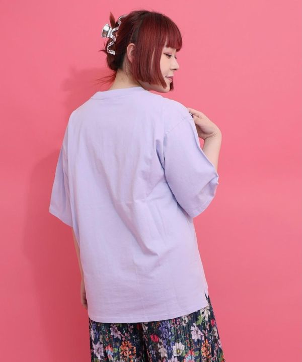 娃娃頭貓咪皇撲克牌上衣 