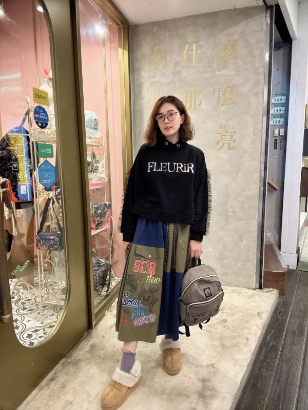 PREMIUM系-拼紗手袖造型上衣 