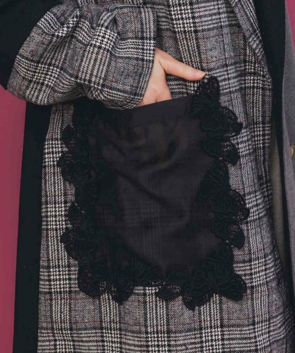格子拼接花朵蕾絲長版大衣 