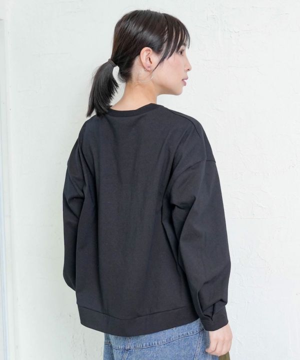 PREMIUM系-鏤空小花蝴蝶上衣 