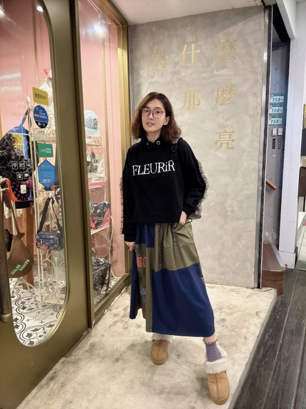 PREMIUM系-拼紗手袖造型上衣 