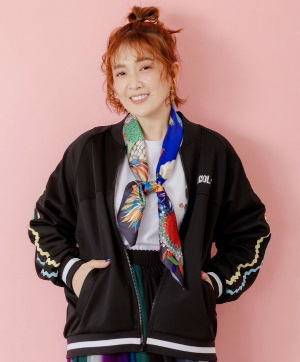 運動風波浪娃頭刺繡外套 