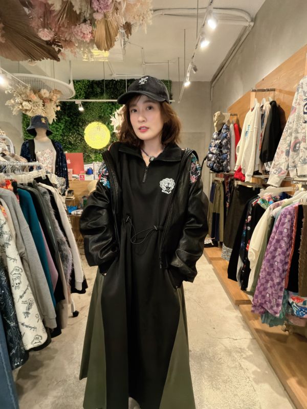 拼接立領拉鏈洋裝 