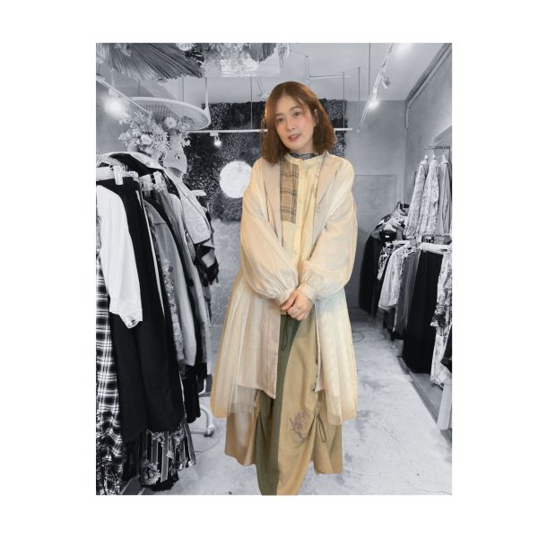 拼紗刺繡長版外罩 