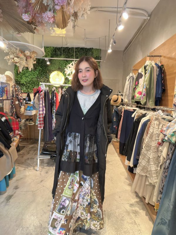 簍空蝴蝶鋼琴扣蕾絲外罩 