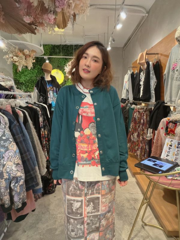 花蝴蝶刺繡造型外罩 