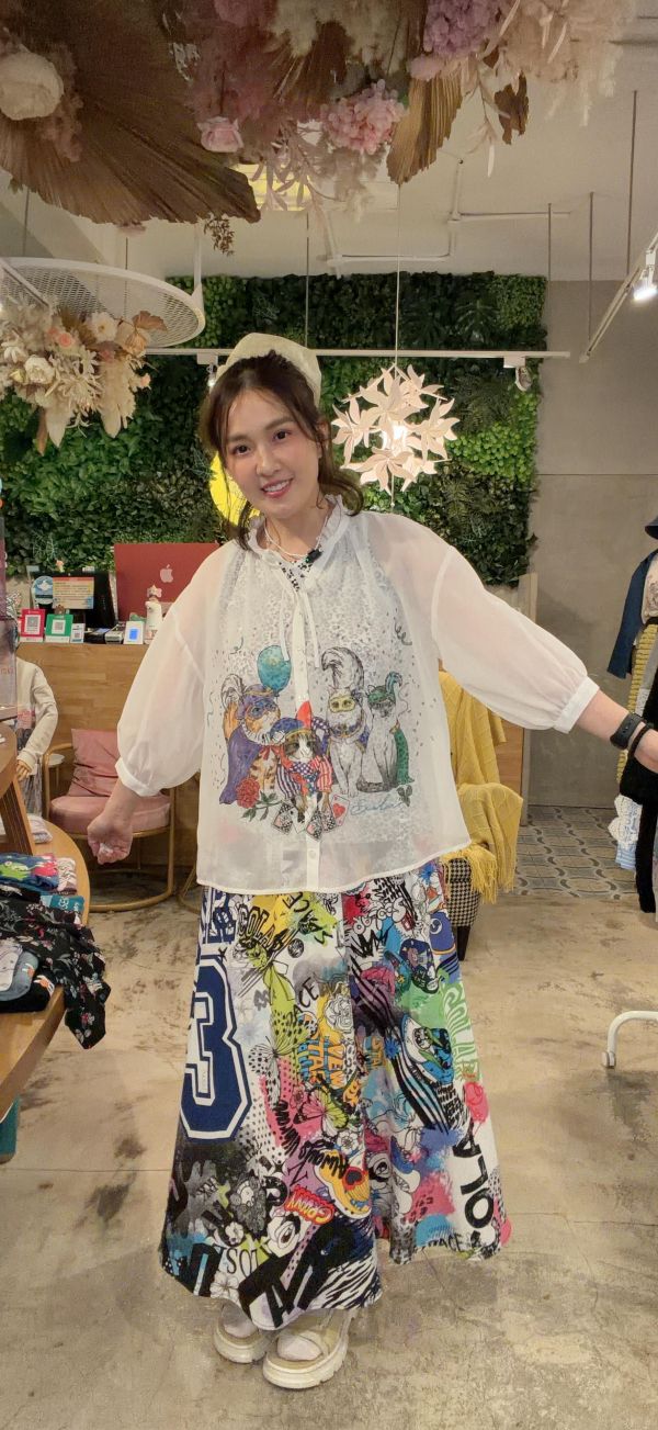 貓咪威尼斯面具襯衫 