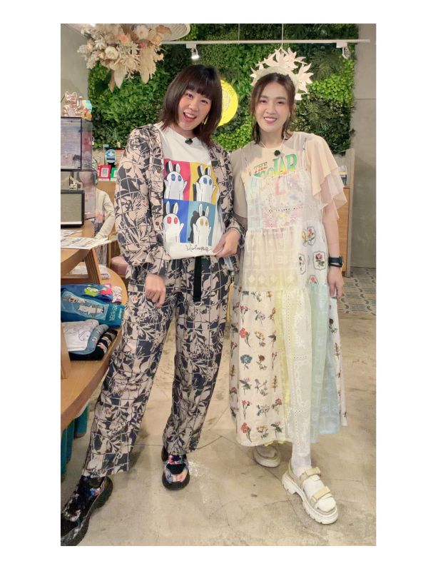 花草蕾絲拼接細肩帶洋裝 