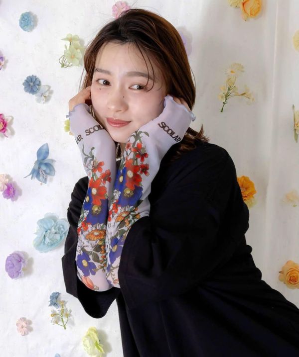 果凍朵朵花袖內搭衣 