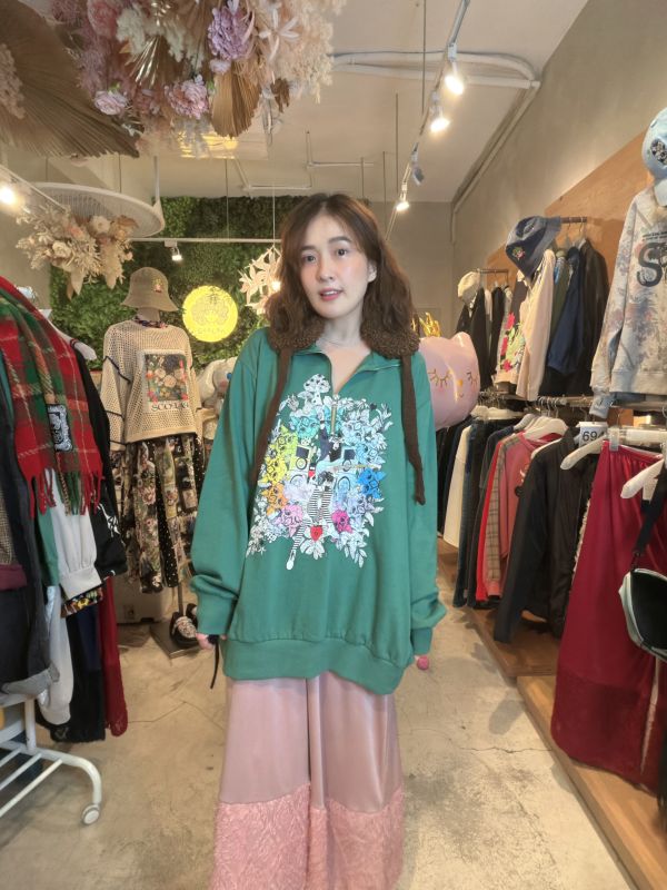 條紋娃頭彩虹塗鴉拉鏈上衣 